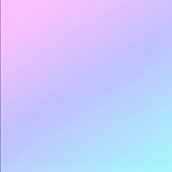 Meet your Posher, Alyssa - Picture 1 of 1